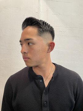 ビーバイエイトジェンツ(Bee by EIGHT GENTS) スペインカール/韓国マッシュ/スパイキーショート/南堀江