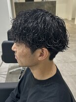 ヒュイル バイ ニアウ(Hwyl by Niau) メンズカットパーママッシュ波巻きスパイラルパーマシャドウ