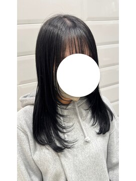 アヴァンス イオンモール和歌山店(AVANCE) 〇レイヤーカット×ブルーブラック〇【西澤琴音】