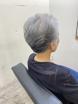 美容師 久保浦 70・80・90代も当然お待ちしてます。