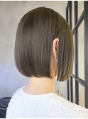 ショートヘア顔周りレイヤーブリーチダブルカラーショートボブ