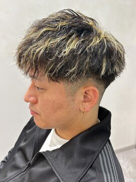 コウキカミヤ 栄(KOUKI KAMIYA) ツイストパーマ/ハイライト/メンズパーマ