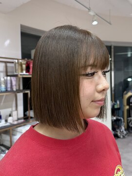 フェイス 石川町 (FACE) すっきり切りっぱなしボブ