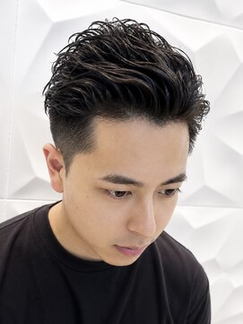 ゼロスバーバー(0's BARBER SHOP) メンズカット/73アップバング/バーバースタイル/フェード