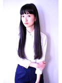 ナチュラルストレートロングスタイル