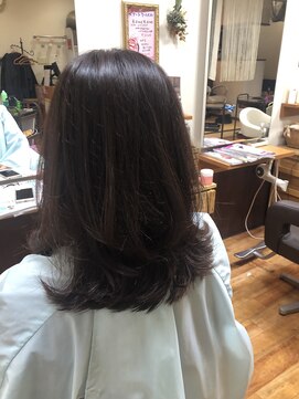 ヘアーサロン フィール(feel) 外ハネぼ