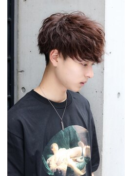 ネイビー(NAVY) ゆるめパーマ 前下がりマッシュ ツーブロック