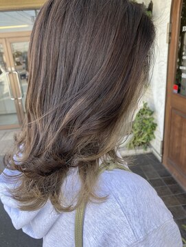 ヴィアンカ(Vianca) 大人気インナーカラー