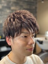 リバティ(LIBERTY)&nbsp;パーマ前髪長め束感大人無造作襟足刈上げ