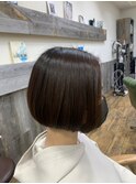 ショートボブ[ステップボーンカット/アッシュブラック]
