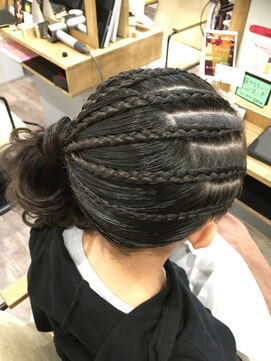 アレンジヘアー(aRe:nge HAIR) ヘアセットダンス