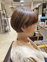 ミー(me) 耳掛けショート