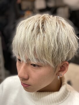 トゥルー(TRUE) ホワイトブリーチ