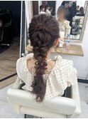 編みおろしポニー結婚式ヘアお呼ばれヘア