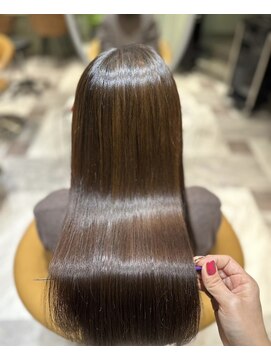 プアメリア 名古屋(Puamelia) 美髪縮毛矯正×ダメージケアトリートメント