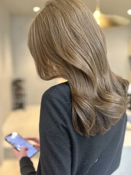 ロル 茅ヶ崎(l'or) 【l'or】オリーブグレージュ×くびれレイヤー