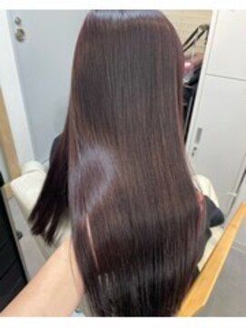 アリアバイエクラート 新宿南口店(ARiA by ECLART) ダークピンクパープル[新宿][新宿美容室]