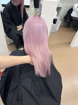 ヌエン 渋谷(NU/EN) ホワイトピンク