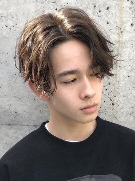 フィフスワン(fifth one) 町田シャドウパーマメンズカットツイストスパイラルパーマ