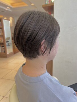 ファーレンピュア(FAHREN PURE) 襟足刈り上げショート