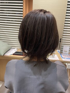 ウイ バイ ファースト 北四番丁店(u'i by first) 外はねスタイル