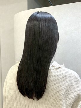 ルフトバイアンビエンテ(Luft by ambiente) 暗髪セミロングスタイル【福永】