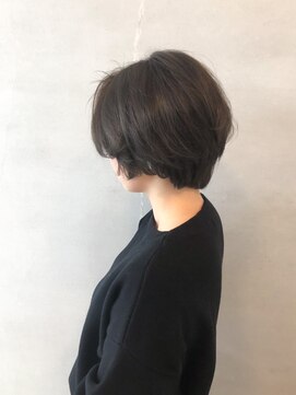 オフヘアショップ(OFF HAIRSHOP) OFF／Mat grey 前下がりボブ