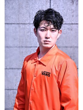 ブーケ(BOUQUET) くせ毛風パーマ・ソフトツーブロック・ワイルドアップバング