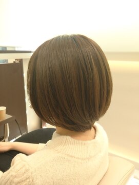 エムコーゾーヘアー(M KOZO hair) ローグラデーションボブ