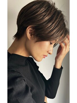 フラミューム 恵比寿(flammeum) ミヤザキスタイル 大人ハンサムショート