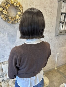 ディーヴァヘアーエズ(DIVA hair Eze) 【natsuki】ぱつっと外ハネボブ