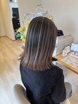 リズ(Liz.)&nbsp;バレイヤージュカラー