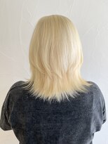 リル 茅ヶ崎(Liru:)&nbsp;イメチェン/ホワイトブロンド/外ハネボブ/美髪/茅ヶ崎駅