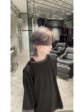 スキル ミナム 表参道(SKILL MiNam) センターパートウルフ ×ネイビーエンドカラー