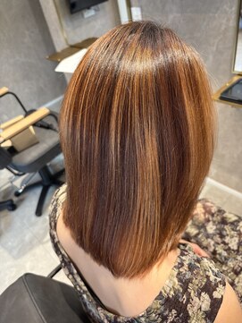 ブルハ(bruja) サラツヤミディアム