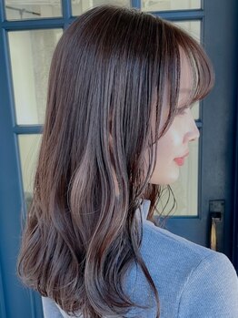 glow up by24 忠岡の写真/「顔まわりひとつで、印象は変わる。」