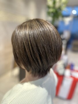 スガミ(SUGAMI) 白髪ぼかしショート