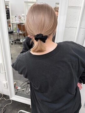 ノード(NODO) ハイトーン　white beige