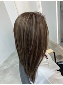 艶感引き立つナチュラルロング