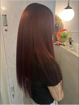 メゾン(Maison) ワンカラーでできるワインレッド