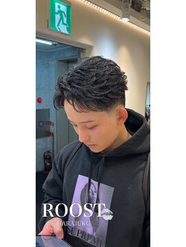 ルースト 原宿店(ROOST) 刈り上げセンターパート/波巻きツイストスパイラル/渋谷/原宿