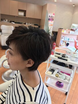 美容室 リーフ(Leaf) 大人スタイリッシュショートスタイル♪