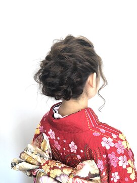 アヤナ バイ アヤラ(ayana by ayala) ふんわりアップ〈浦安 美容室〉