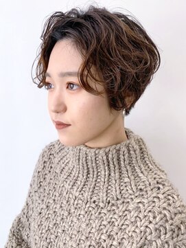 アイティー バイ アルバム 中野店(IT by ALBUM) ショートパーマ_ウェーブパーマフォギーベージュ耳かけ_ba294244