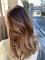 アールエイチ(ЯH)&nbsp;バレイヤージュ×ベージュ