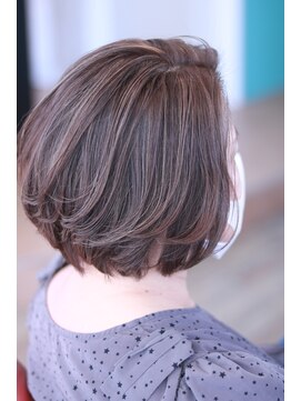 ニライヘアー(niraii hair) スジ感ハイライト