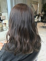 ガリカ(Gallica kinshicho)&nbsp;【有坂映哉】ゆるふわフェミニン/透明感グレージュ地毛風カラー