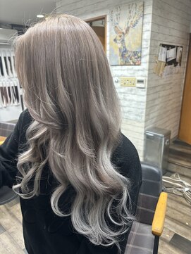 美容室 ソーイ(Soii) ミルクティーシルバー