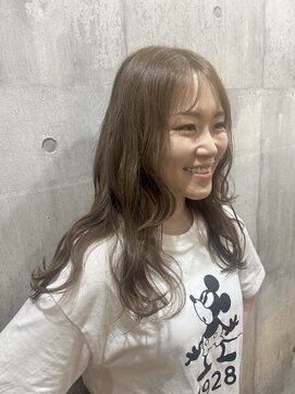 ソルト(Salt) ハイトーンベージュ