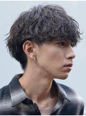 波巻きパーマメンズマッシュセンターパートツイストスパイラル